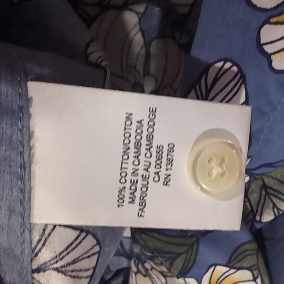 RW & Co Blue Floral Button Front Shirt - Picture 7 of 7